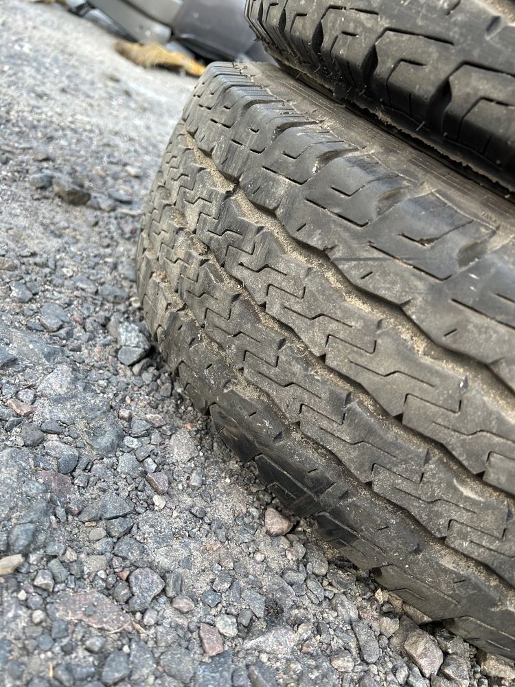 Диски Toyota 6x139,7 R15 з гумою