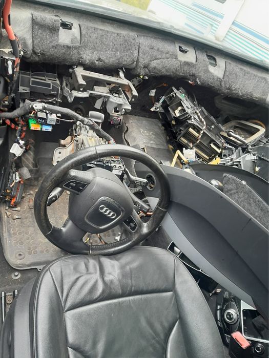 Części audi q5 LZ9Y maska drzwi zawieszenie