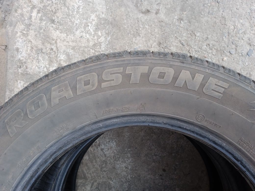 225/65R17 Roadstone