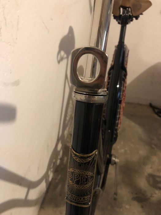 Zabytkowy rower OPEL