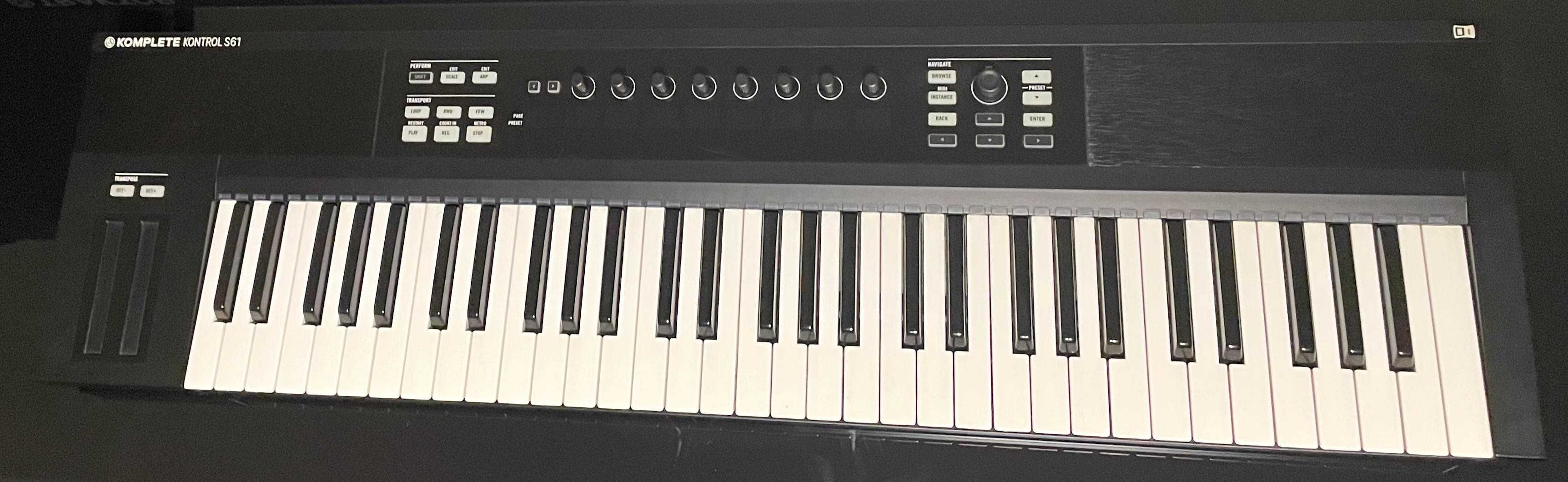Teclado Komplete Kontrol S61 MK1