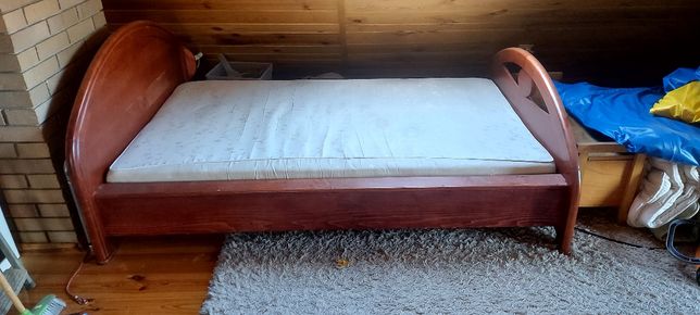 Łóżko 120x200 z materacem