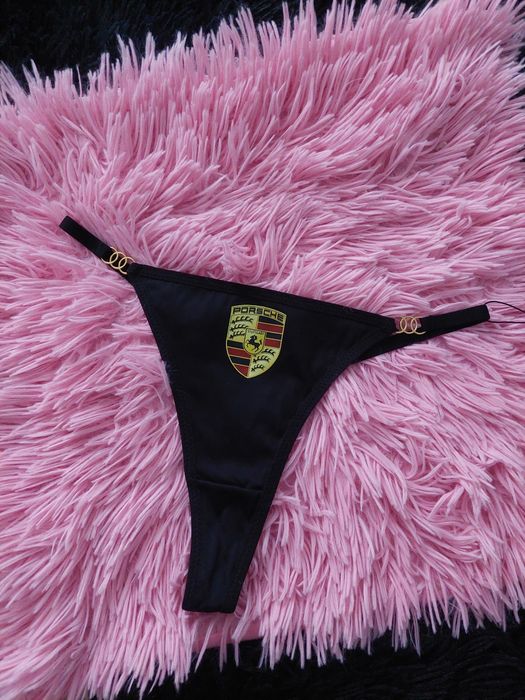 Stringi z logo porsche