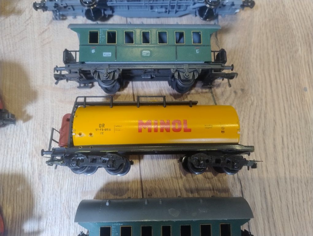 Modele lokomotyw oraz wagonów skala H0