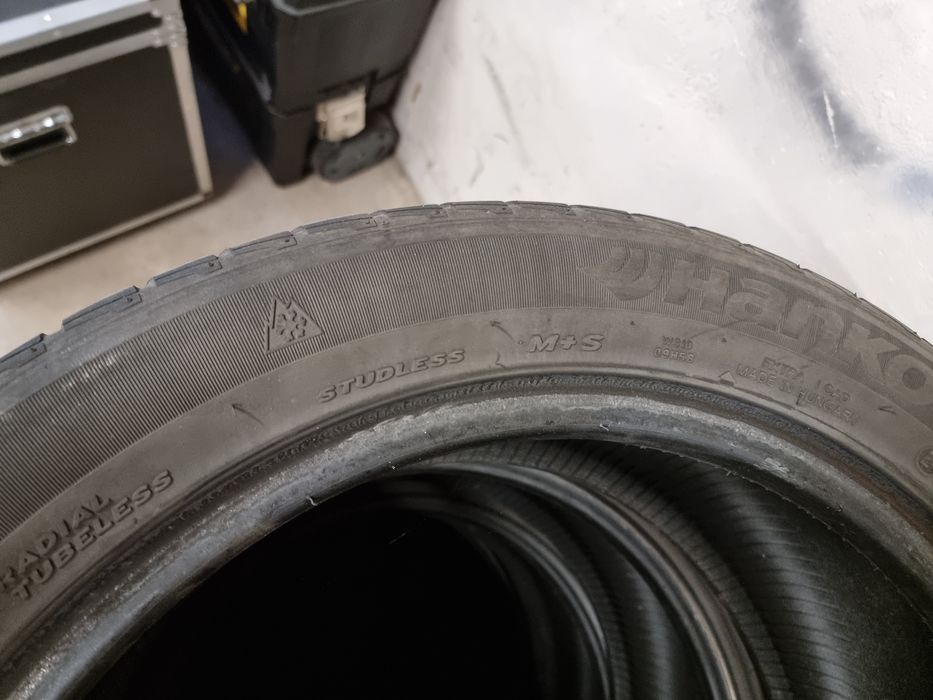 HANKOOK - 4 szt. opony zimowe 225/50 R17