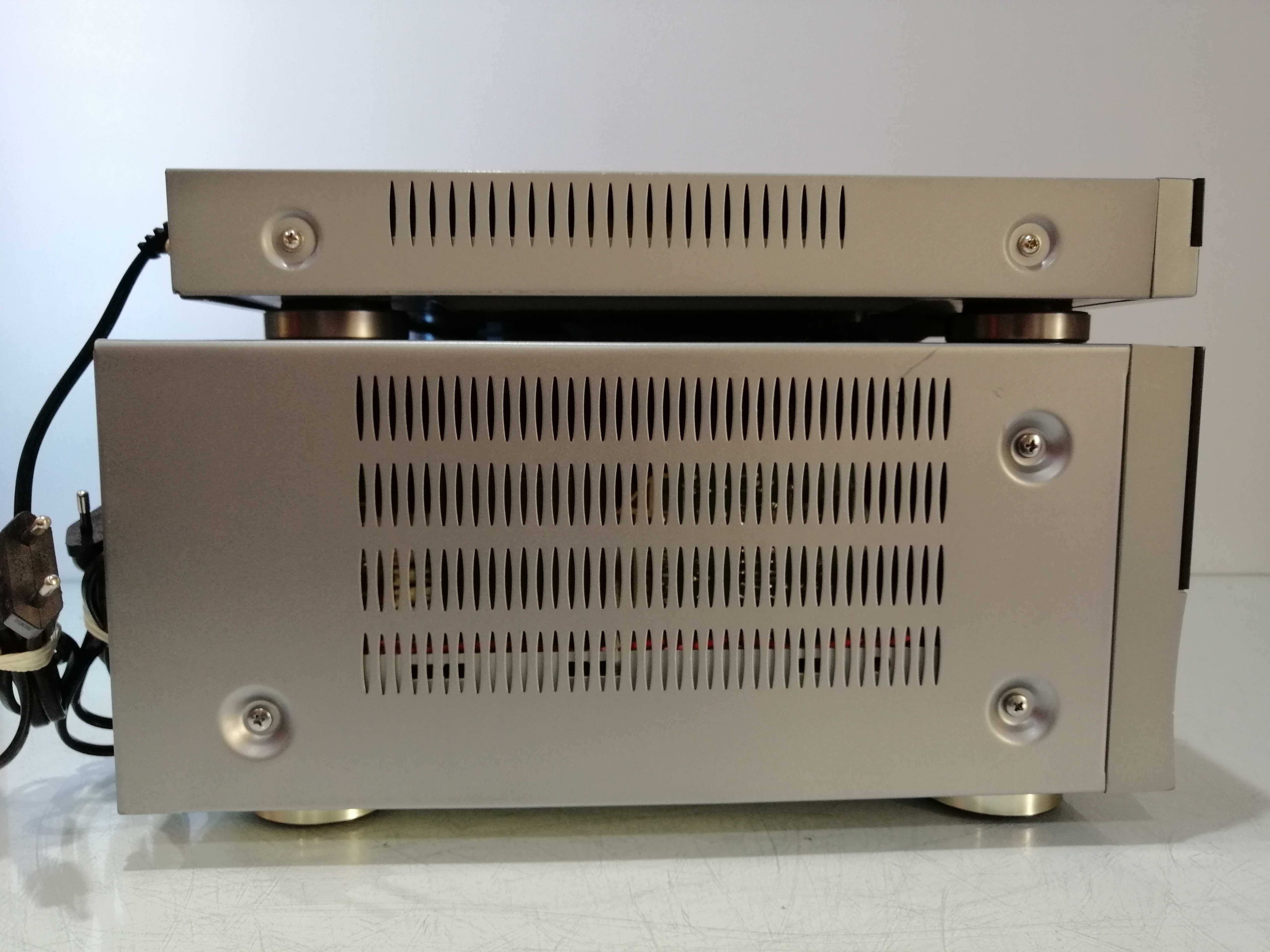 Amplituner Harman Kardon AVR 137 + Odtwarzacz DVD 22 + PILOTY