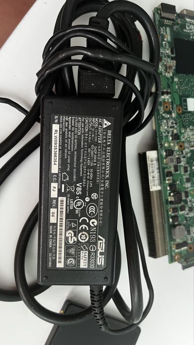 Płyta główna matryca zasilacz ASUS BTC 202 B - sprawna