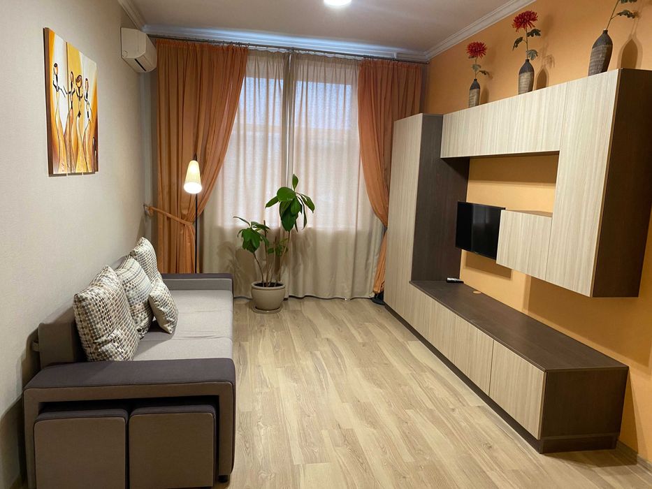 Шулявка Борщагівська 195/43 Продам  3к квартиру СТАЛІНКА