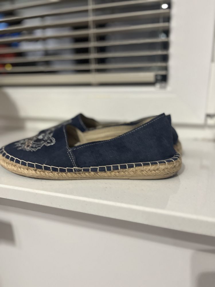 Granatowe buty espadryle kenzo tygrys