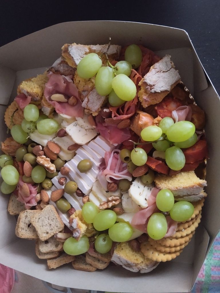 Salgadinhos e doces