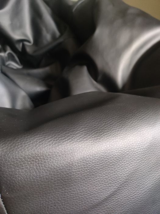 Pufa sako z podnóżkiem