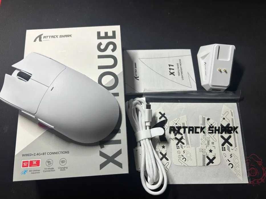 Attack shark X11 Бездротова ігрова миша на акумуляторі три режими підк