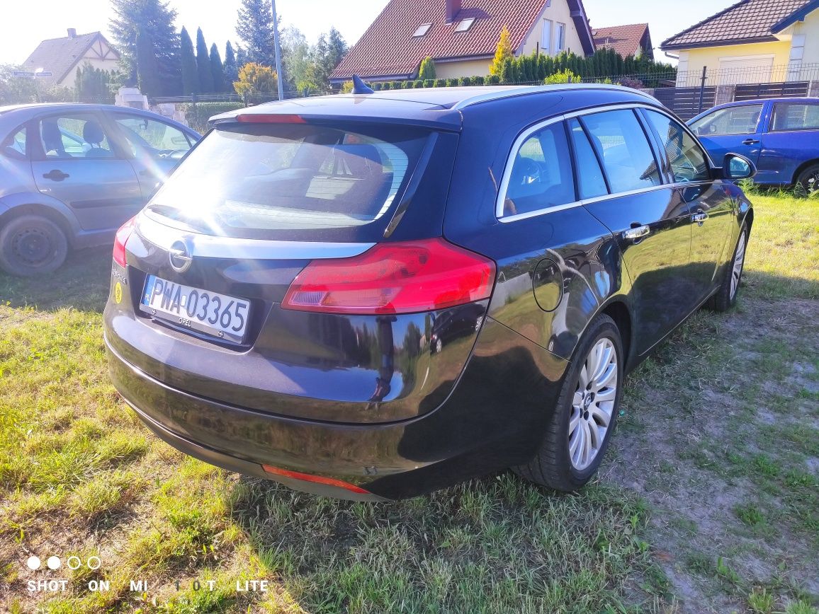 Opel Insignia benzyna gaz mały przebieg  super stan