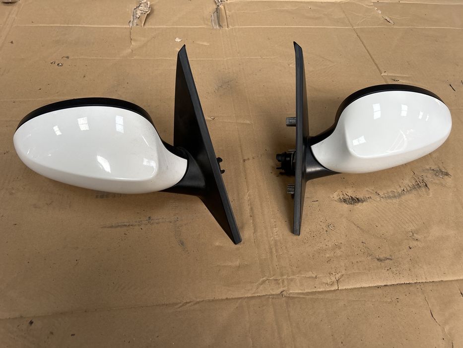 Lusterko prawe lewe Bmw E81 lift lci pięć pinów Europa biale a300