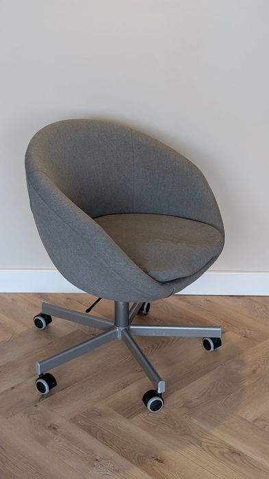 Krzesło biurowe obrotowe IKEA skruvsta fotel