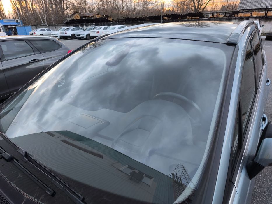 Продам Пежо 5008  2011г. после ДТП.