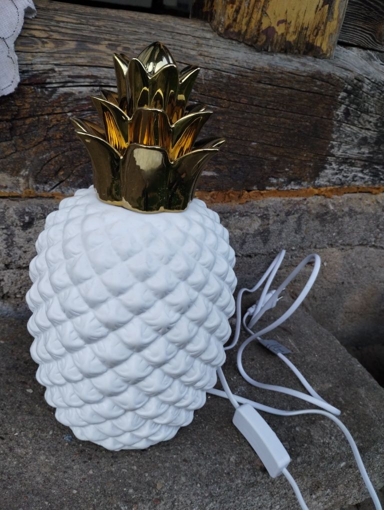 Lampa ananas biało-złota