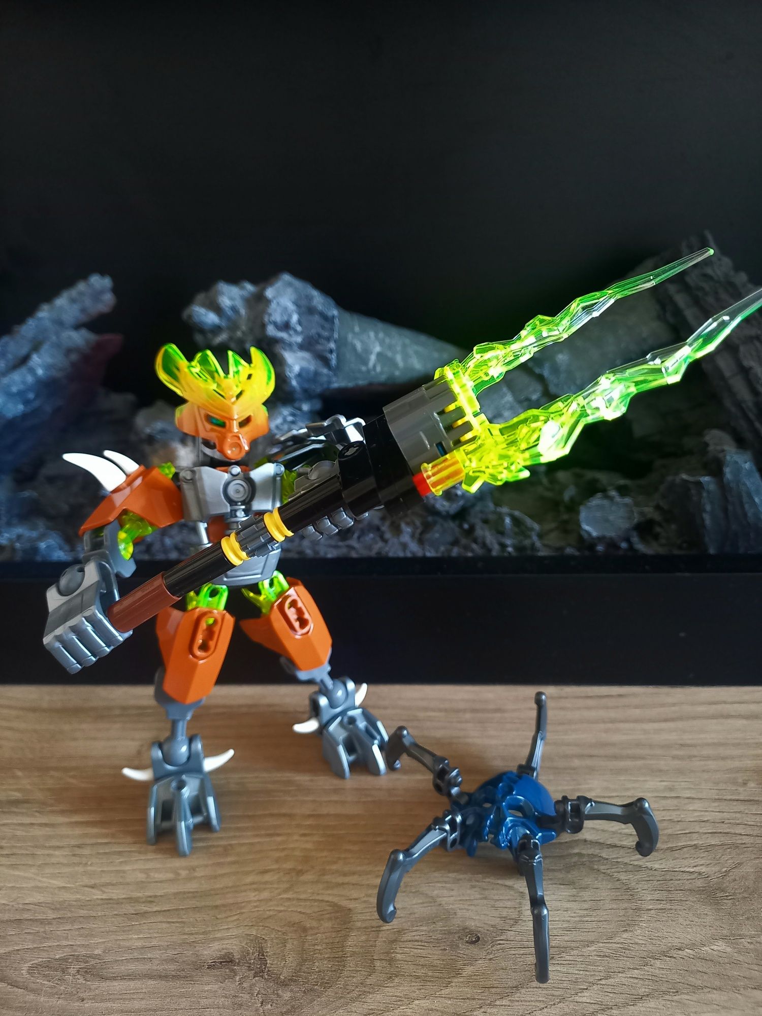 LEGO Bionicle 70779 Obrońca Skał Protector of Stone 2015 rok kompletny
