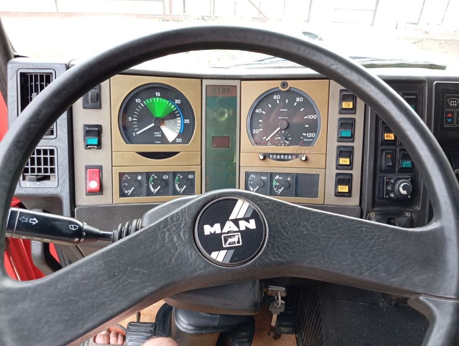 MAN 12192-1994p Вантажне авто