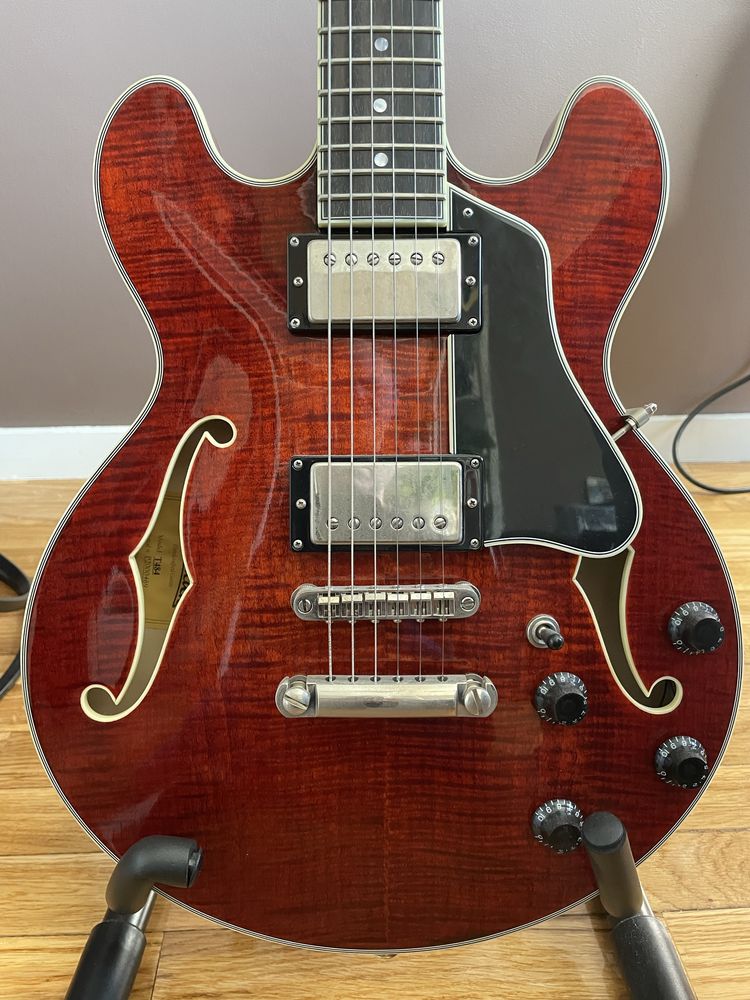 Eastman T484, Fender Deluxe Tone Master, Vintage VSA500P semi-hallow
