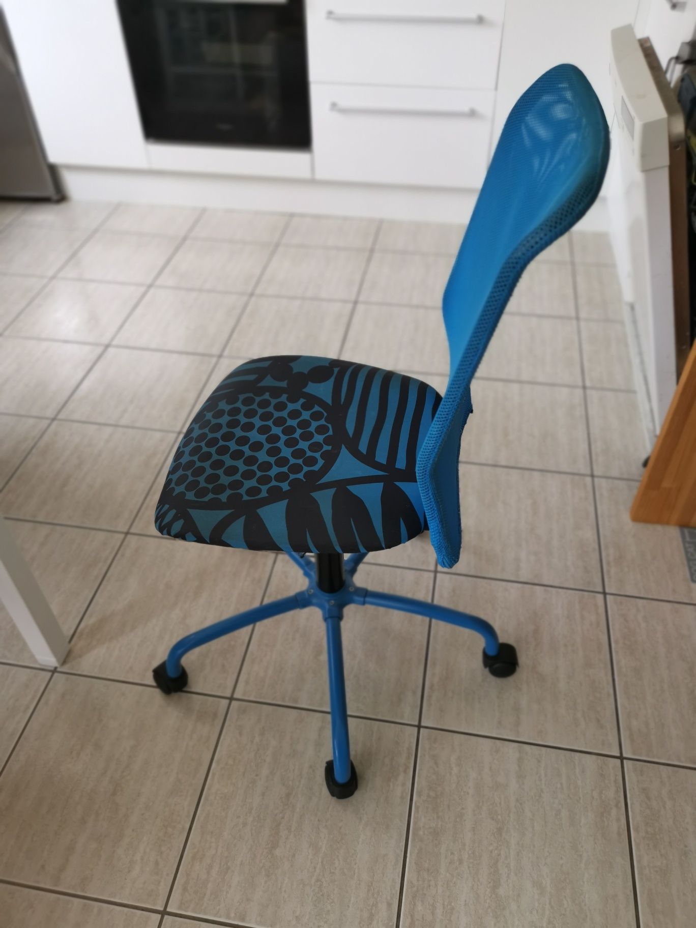Krzesło fotel obrotowy dla dziecka do biurka - IKEA