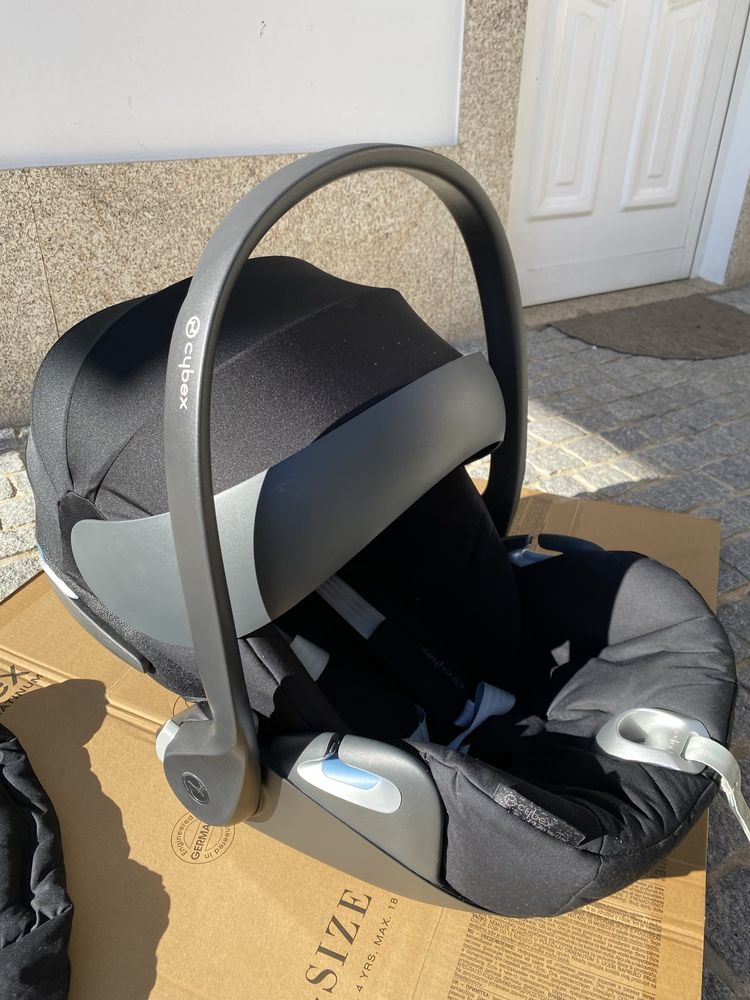 Carrinho Cybex, com 2 acentos, babycoque e capa para a chuva