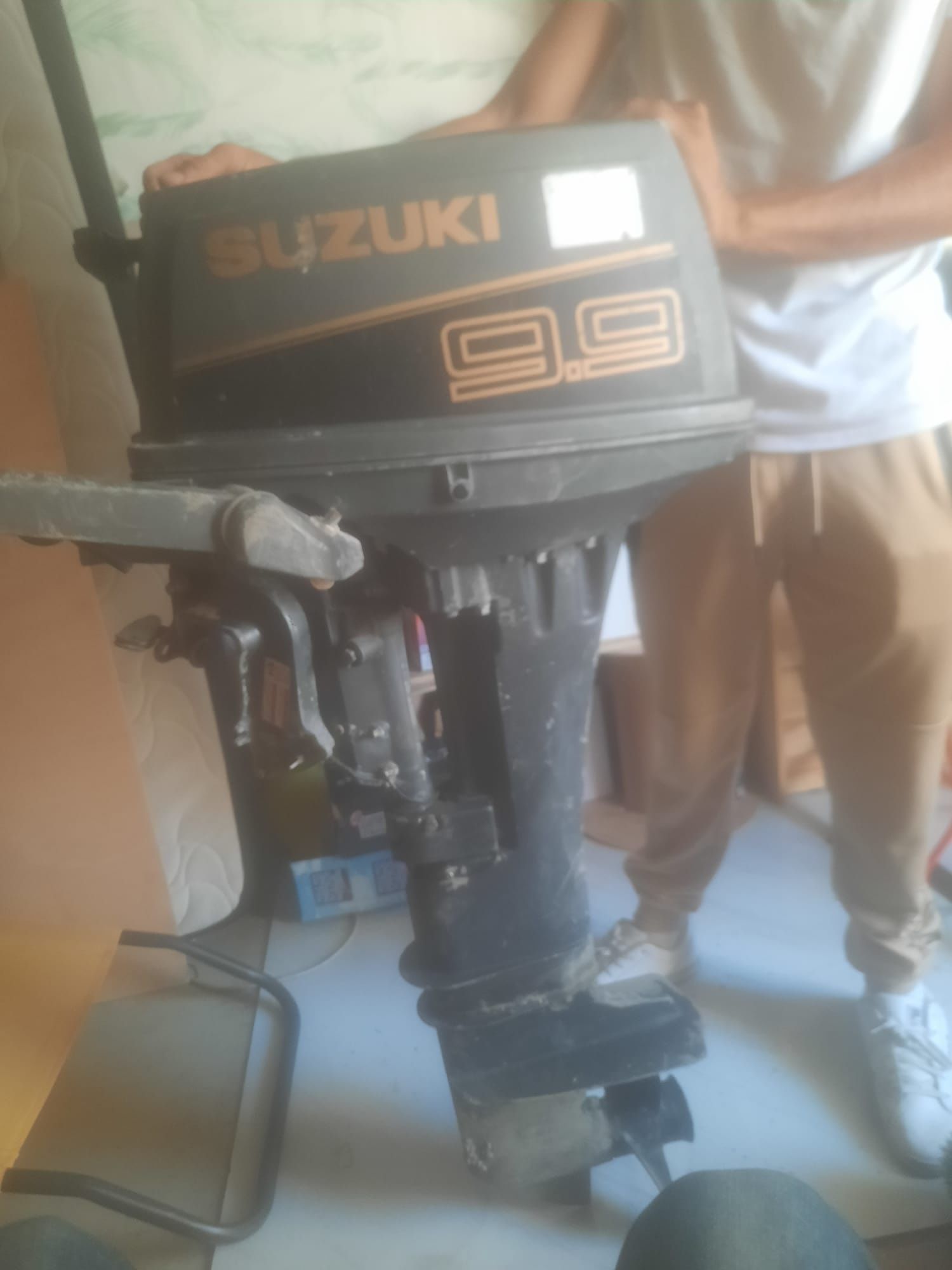 Vendo motor 9.9 em bom estado