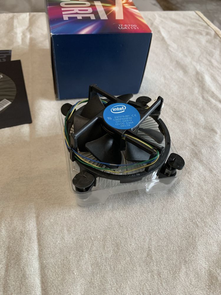 Комплект core i7 6700 Msi B150m mortar DDR 4 16gb 2133