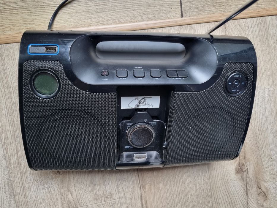 Radioodtwarzacz, zestaw audiowizualny ze stacją wizualną Philips dc185