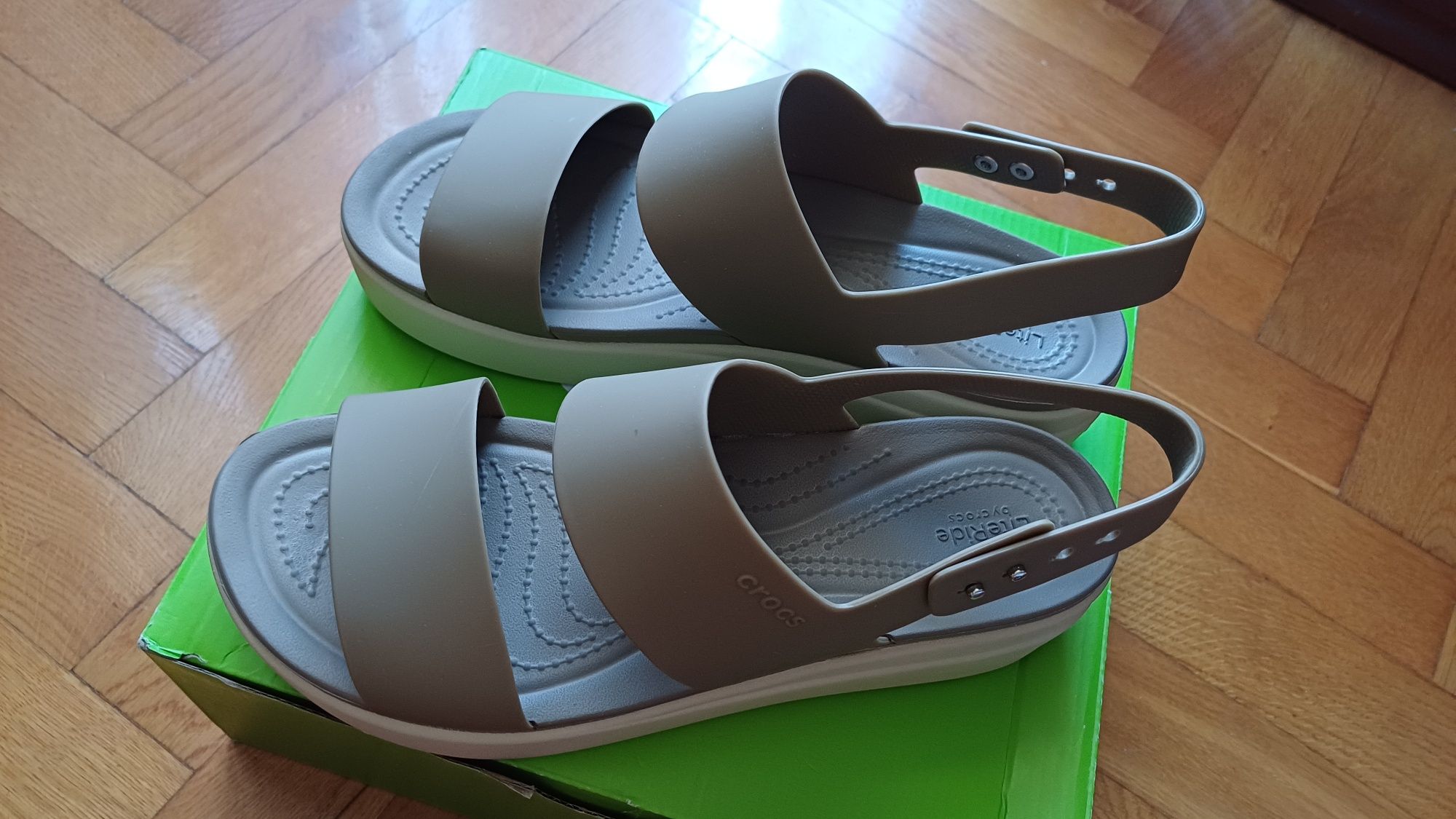 Crocs Sandały damskie rozmiar 38-39