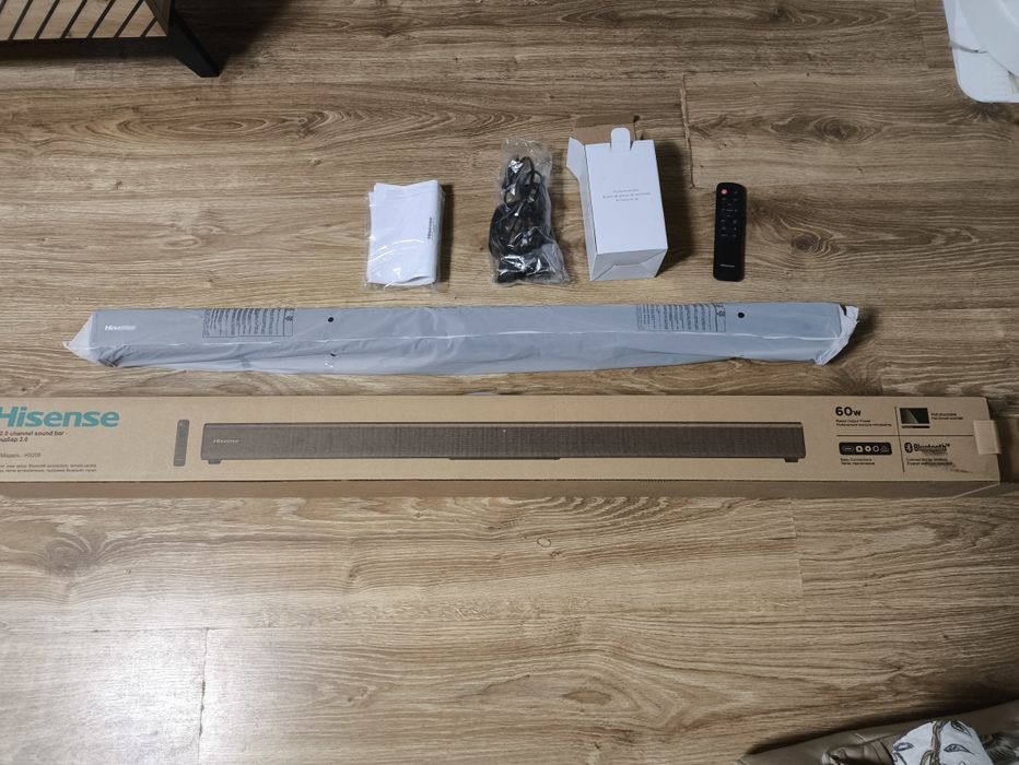Продам саундбар Hisense HS205