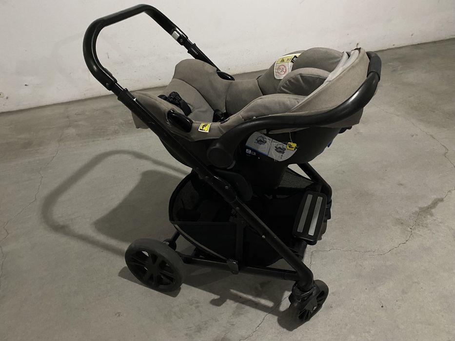 Carrinho bebé Joie