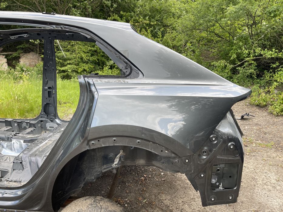 Чверть задня ліва колір 6Y / Z7S AUDI Q8 4M8 2018-2022