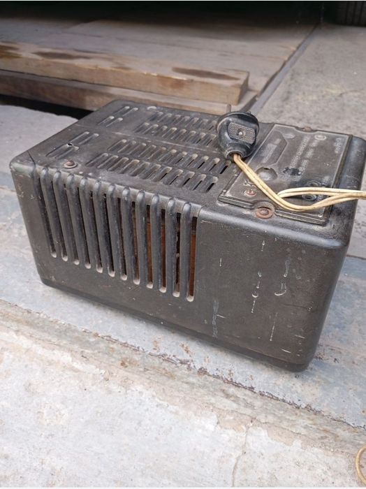 Продам стабилизатор напряжения.