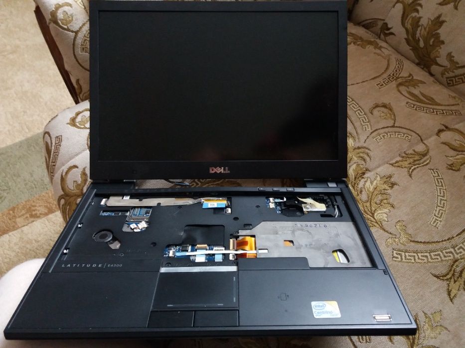 Компьютер Ноутбук DELL Latitude E4300 E4310