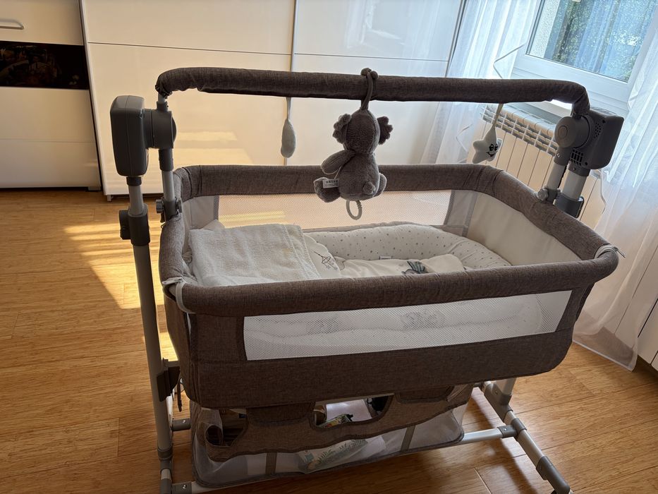 Łózeczko bujane z funkcja bujania