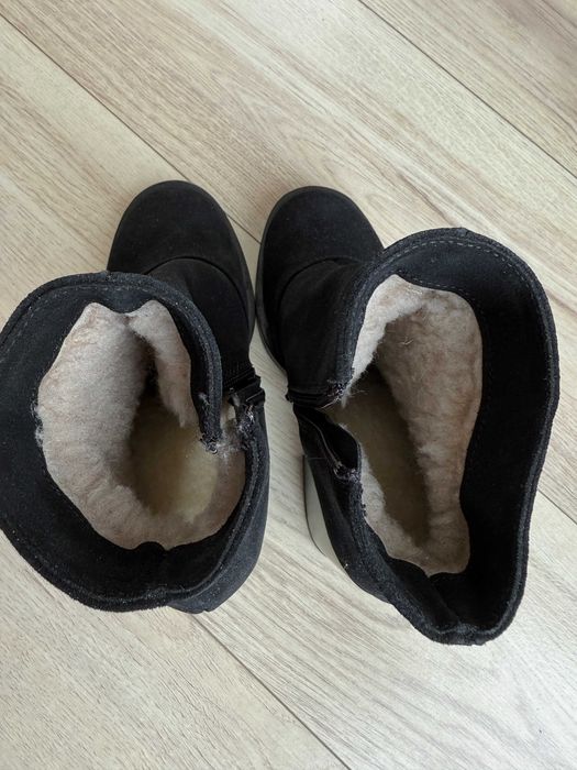 Nowe botki z naturalnego zamszu