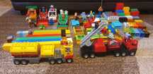 Duży zestaw LEGO Duplo - podkładki, klocki, samochody 

Cena 450 do ne