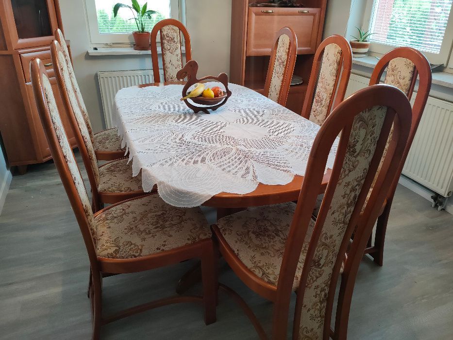 Piękne Krzesła do jadajni szt 8