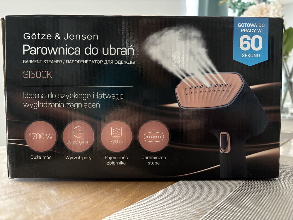 Parownica do ubrań Götze & Jensen 1700W