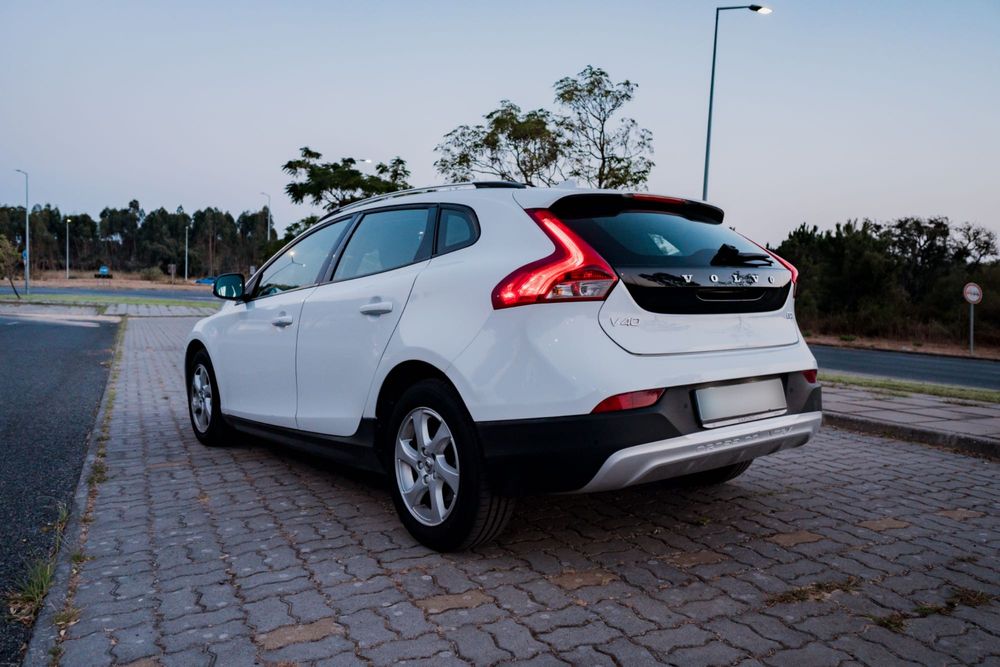 2017 Volvo v40 2.0 d2 business