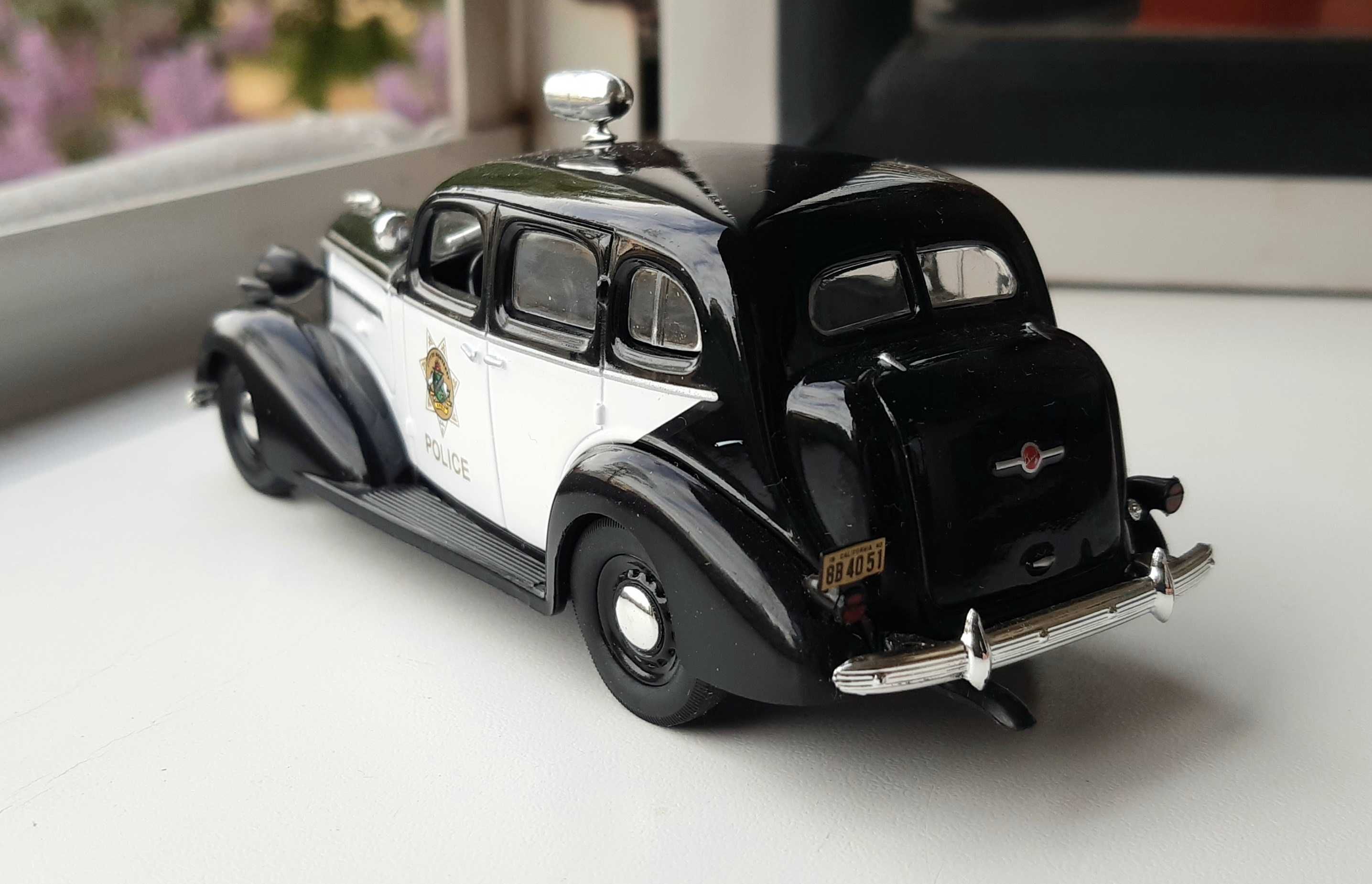 1/43 Модель авто полиция Buick Special Police