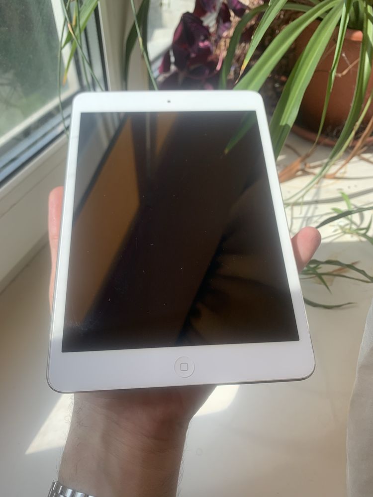 ipad mini 1 отличное состояние
