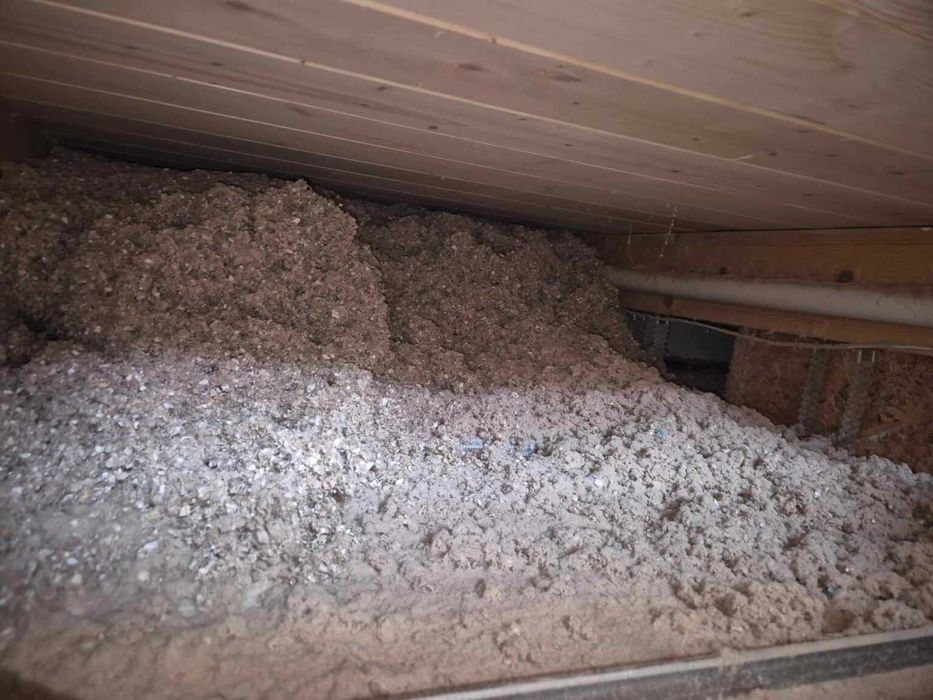 Ocieplenia dachów, poddaszy i stropów wełną celulozową – OKONIX