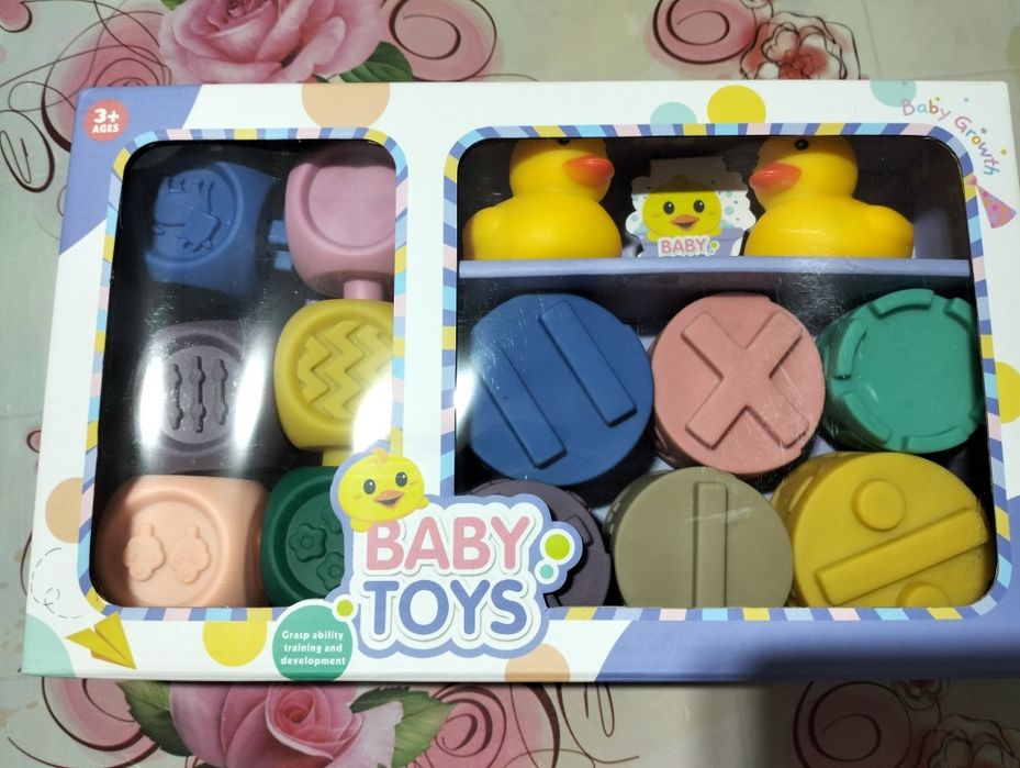 Набір іграшок для купання НОВИЙ