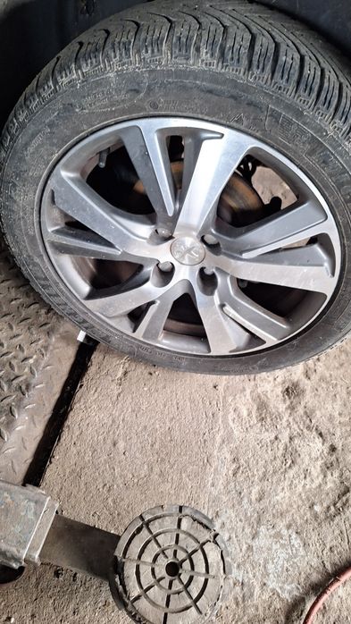 Felga Peugeot 208  2008   4x100   17" et20