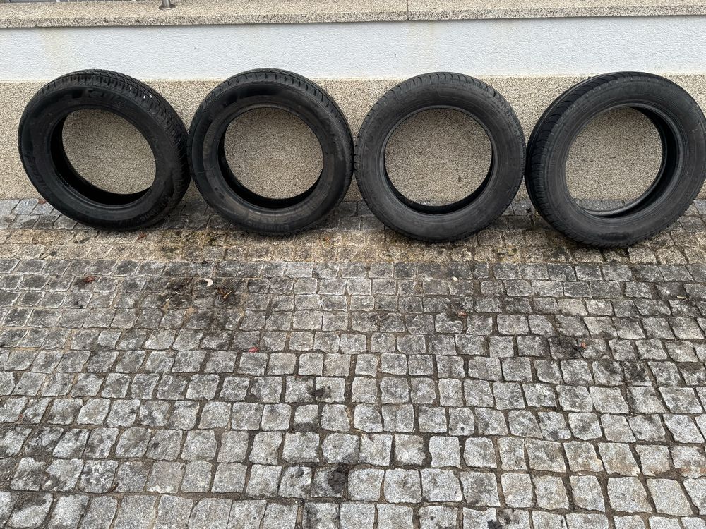 Pneus novos para venda