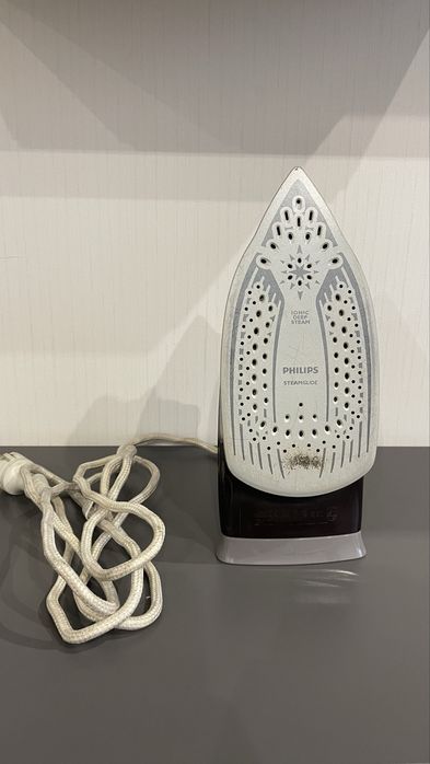 Праска Philips Azur під ремонт або на запчастини