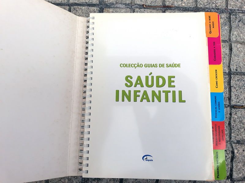 Livro "Saúde infantil"