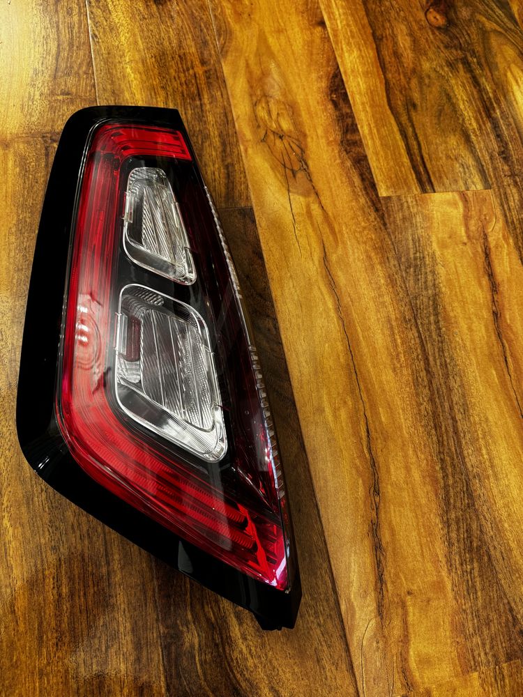 Lampa punto evo 2011